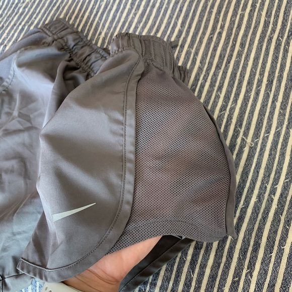 Nike Shorts - Picture 3 of 3